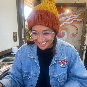 Meet your Posher, Rena